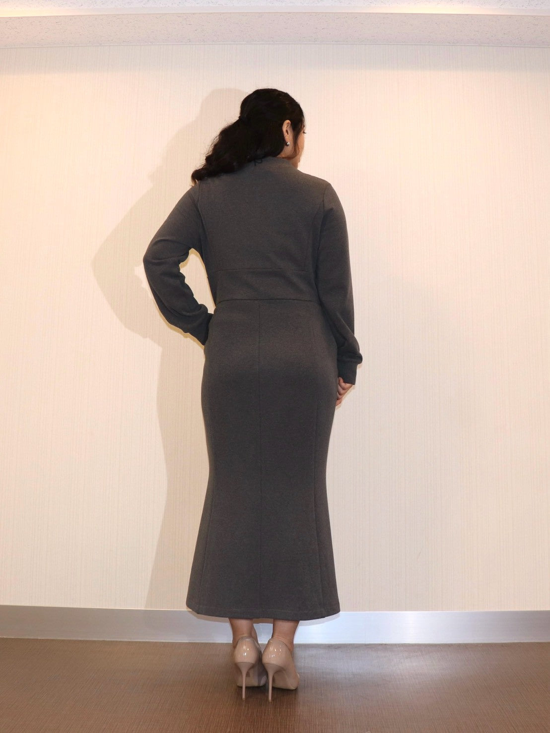 完全予約販売(10/4~10/12) 11中~11末発送予定 マーメイドジップワンピース 19,800円(21,780円税込み)