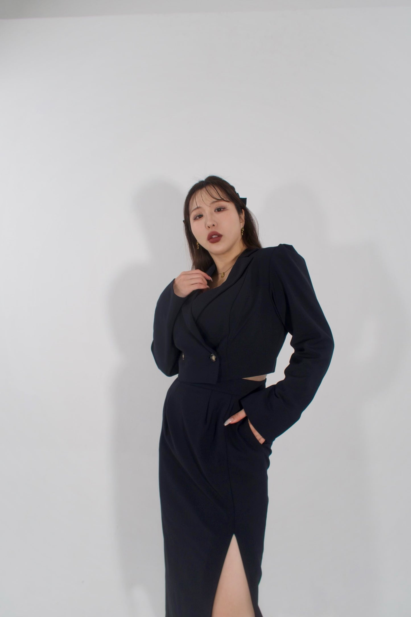 イタリア糸使用 スリットデザインコクーンスカート 24,000円(26,400税込み)