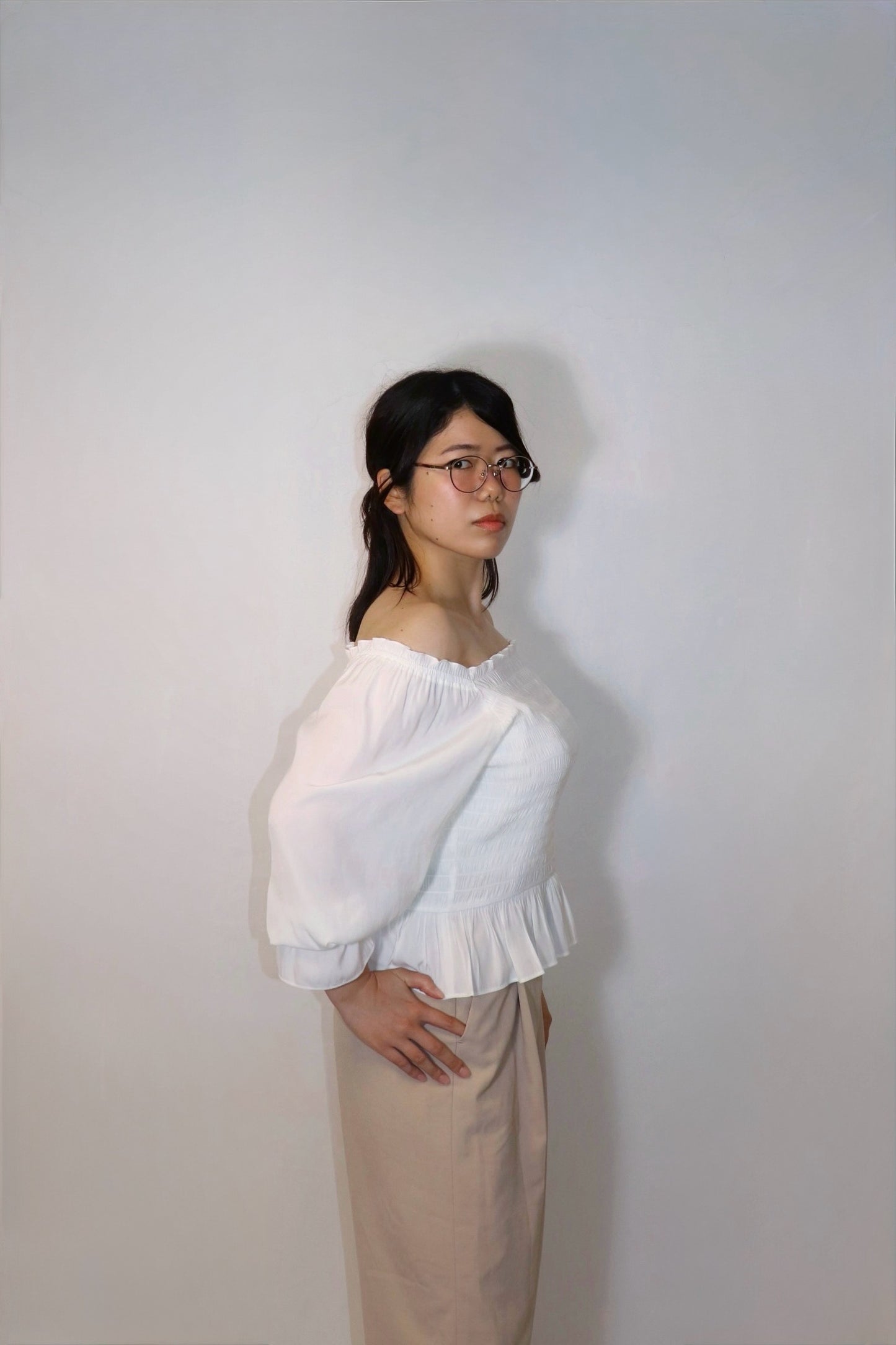 完全予約販売(7/25~8/2)9中~9末発送予定　シャーリングブラウス　16,000円税込み