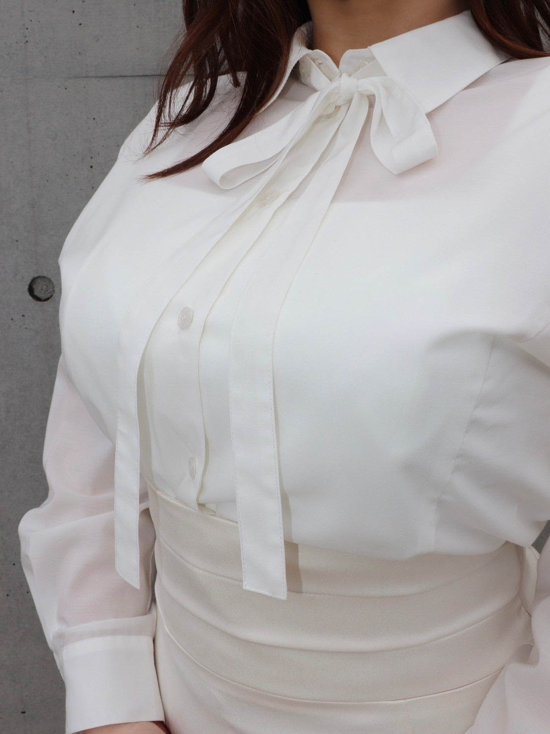 gunabonnie　リボンタイ付き抜け衿シャツ　ライトブルー 完全予約販売(4/21~4/27) 6中~6末発送予定 リボンタイ付き抜け衿