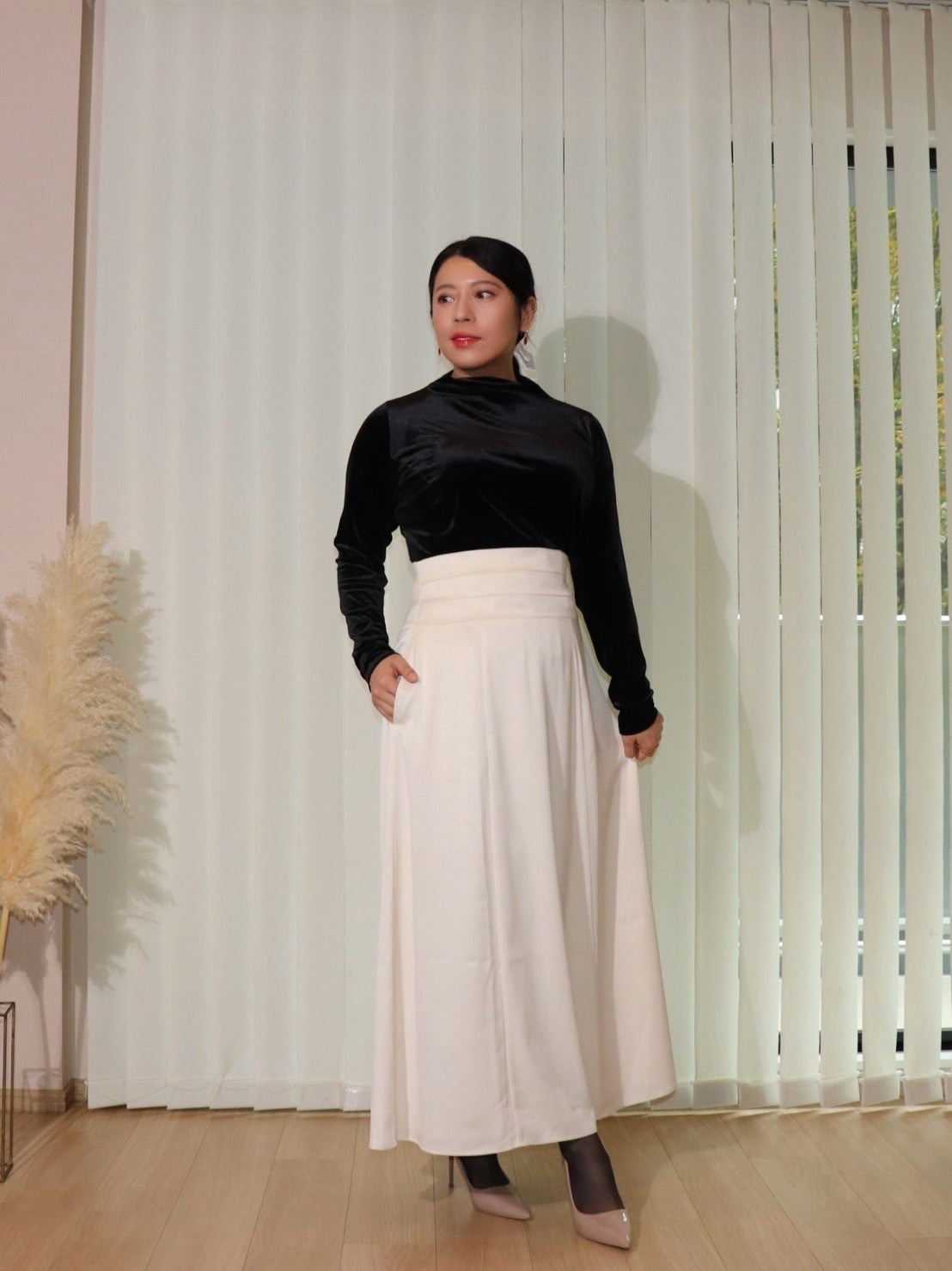 完全予約販売(11/17~11/24) 1中～1末発送予定 　タックデザインスカート　16,000円（17,600税込み）