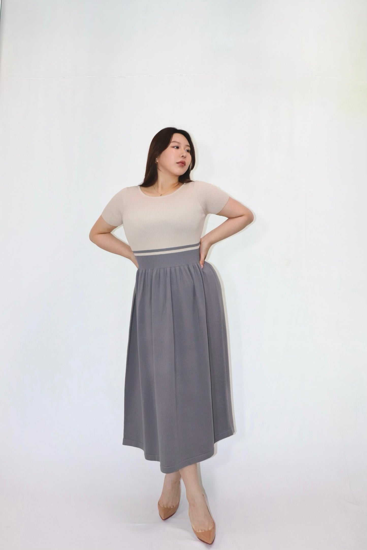 完全予約販売　(6/1~6/7)   7初~7中発送予定　配色ニットワンピース(11,000円税込み)