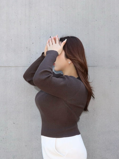 通常販売　4営業日以内に出荷　リブクルーネックニット　7,800円（8,580円税込み)