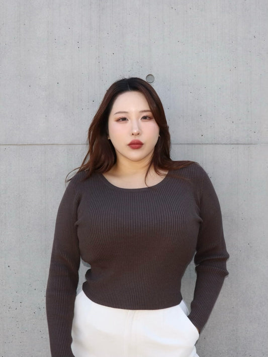 通常販売　4営業日以内に出荷　リブクルーネックニット　7,800円（8,580円税込み)