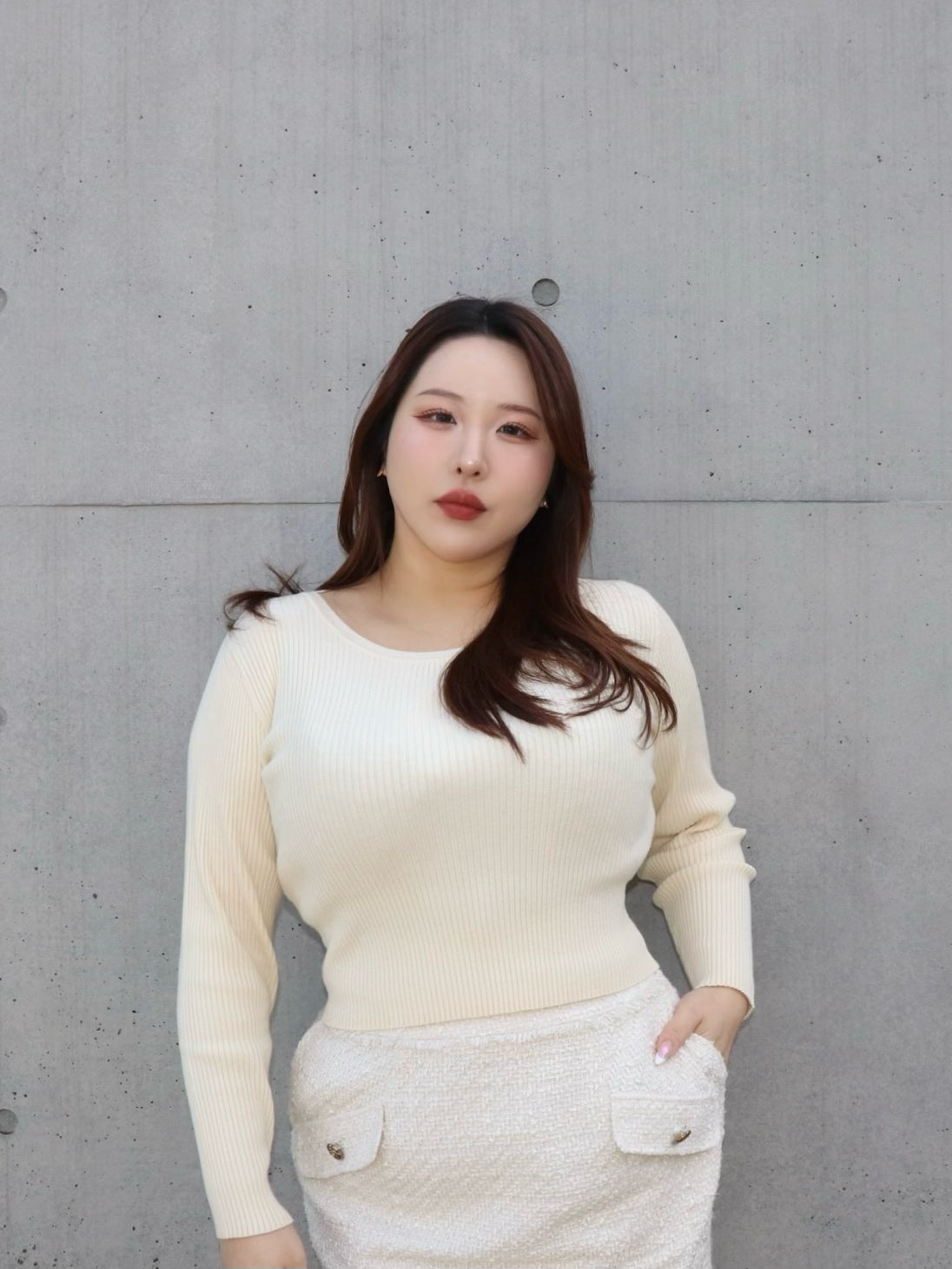 通常販売　4営業日以内に出荷　リブクルーネックニット　7,800円（8,580円税込み)