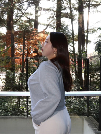 完全予約販売(12/21~28)   2中~2末発送予定　GBロゴ刺繍トレーナー　11,000円（12,100円税込み）