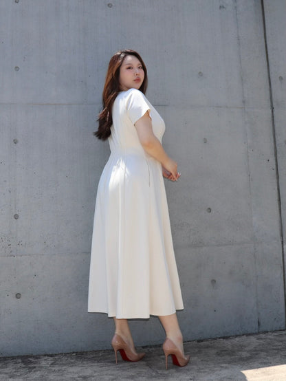 完全予約販売(6/22~6/29)  8初～８中発送予定　半袖カットソーワンピース　16,000円（17,600)税込み）
