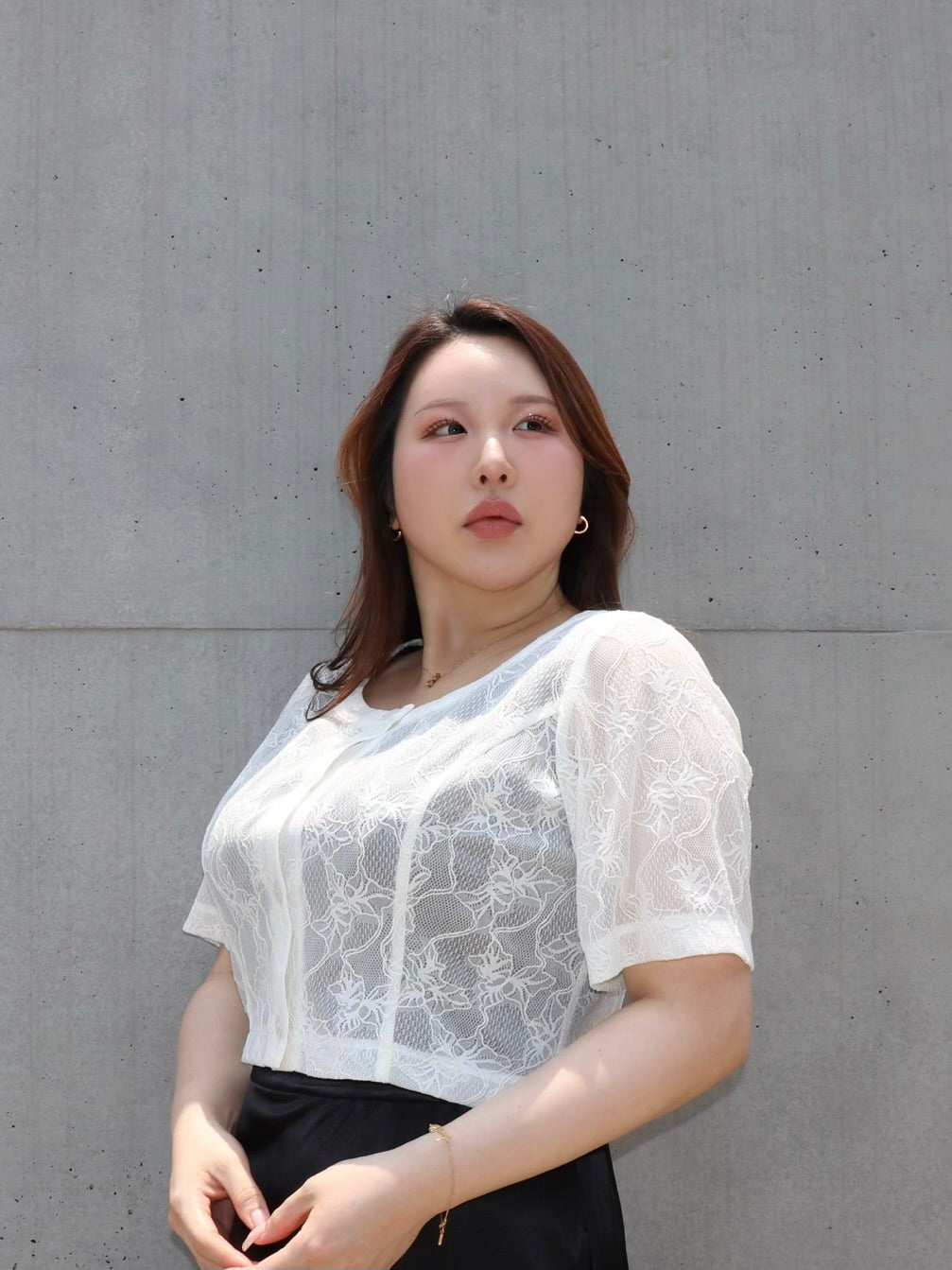完全予約販売(6/22~6/29)  8初～８中発送予定　レース半袖羽織り　11,000円（12,100)税込み）