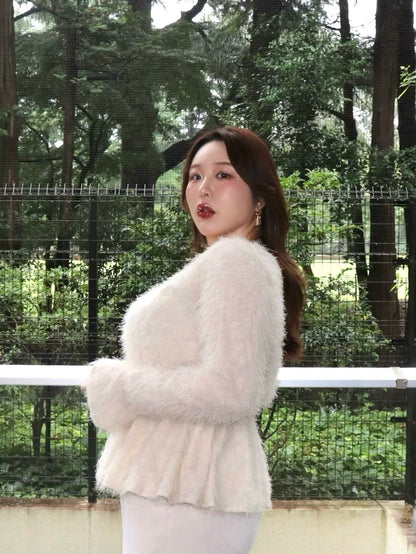 完全予約販売(10/4~10/12)   11中~11末発送予定　シャギーブラウス　14,800円（16,280円税込み）