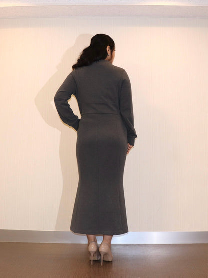 完全予約販売(10/4~10/12)   11中~11末発送予定　マーメイドジップワンピース　19,800円（21,780円税込み）