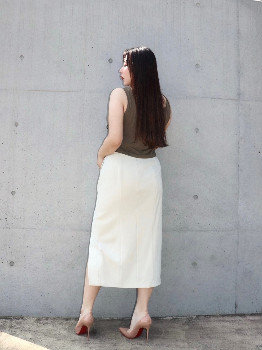 完全予約販売(7/23~8/3)   9初～9中発送予定　タンクトップ　6,800円（7,480税込み）