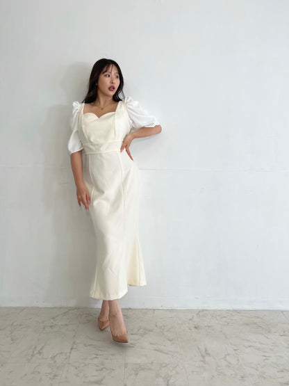 完全予約販売(7/26~8/1)   9末～10初発送予定　パフスリーブマーメイドワンピース　29,800円（32,780税込み）